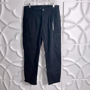NEW Supplies high rise black jeans sz 8   (89)